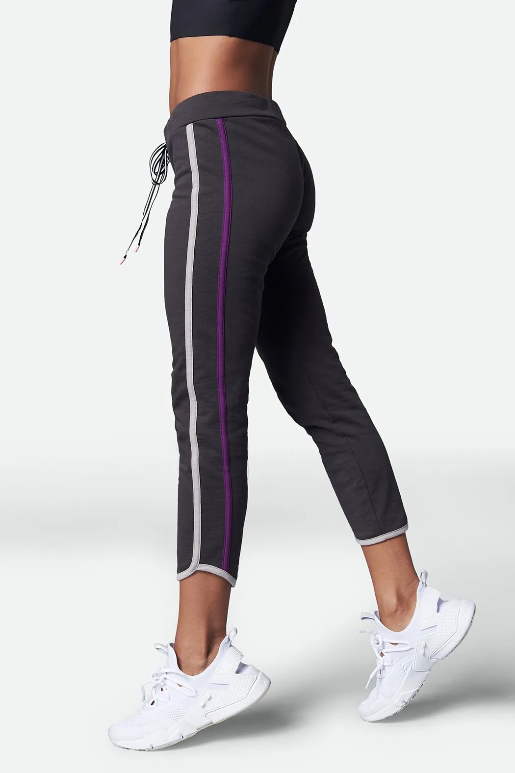 Align Curve Hem Sweatpant