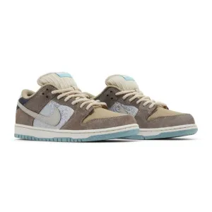 Dunk Low SB “Big Money Savings